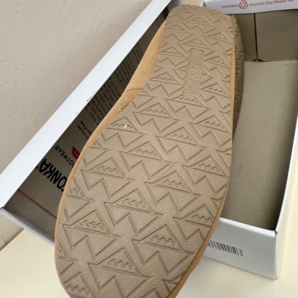 Minnetonka Lynda Trapper Slippers – Cinnamon – Size 9 – NIB - Picture 3 of 6